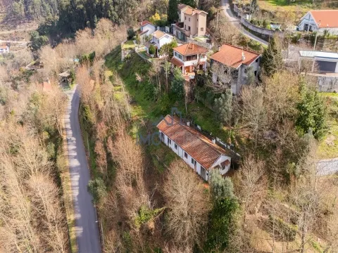 Moradia para Restaurar T4