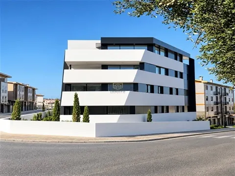 EDIFICIO BISMARK - EXCLUSIVIDADE E CONFORTO NO CORAÇÃO DE GONDOMAR