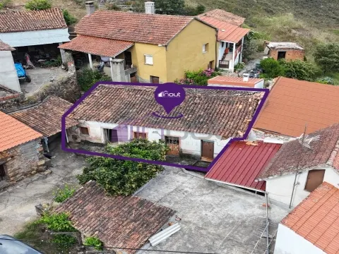 Bedroom House with Patio and Basement – Casalinho, Montes da Senhora, Proença-a-Nova