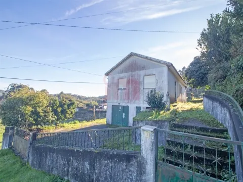 Detached house to restore T3