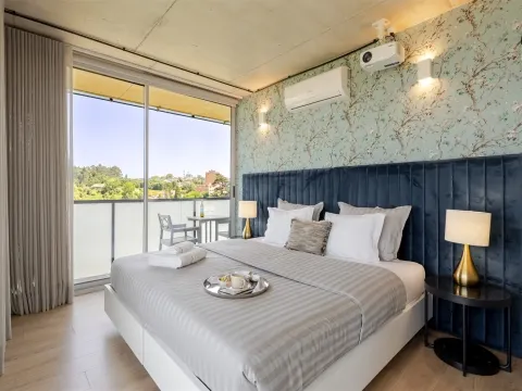 3 Bedroom Apartment with Balcony, Swimming Pool, 2 Parking Spaces - Gaia Hills