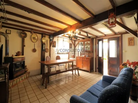 Abitazione 4 Vani +2