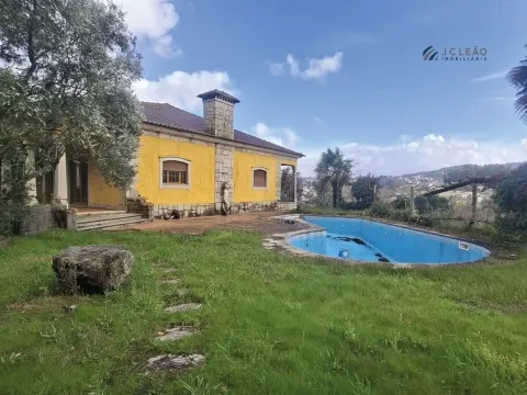 Moradia de Luxo T5 com Piscina e Vistas para o Rio Sousa em Lousada | Meinedo