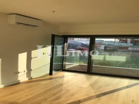 Flat T1