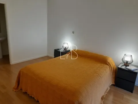 Apartamento T4 com garagem Braga