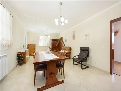 Moradia T4+1 Isolada || Garagem|| Anexos || Santiago de Litém