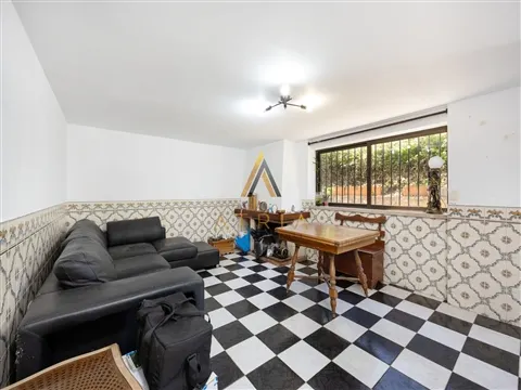 Moradia T7 Pombal | Elevado potencial de desenvolvimento Imobiliário