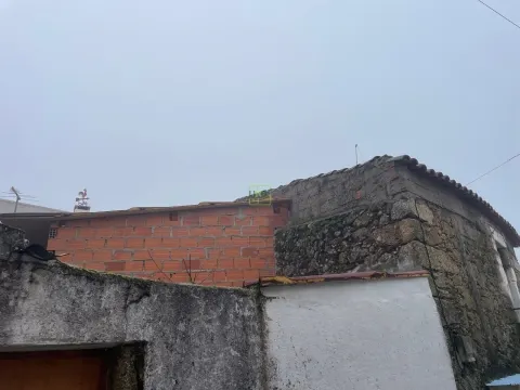 Oportunidade Única de Investimento e Sonho: Reconstrua a Sua História em Póvoa de Rio de Moinhos. 🏡