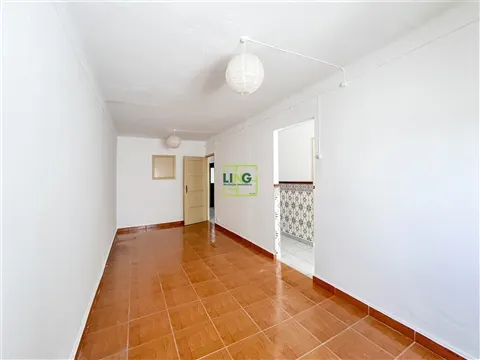 Renoviertes Studio 65m² in Barrocal, Castelo Branco | LING