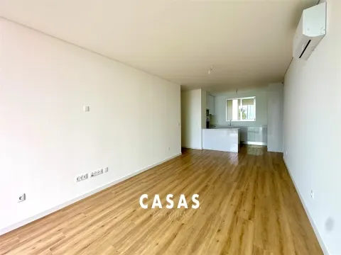 Fabuloso Apartamento T3 em Câmara de Lobos pronto a estrear