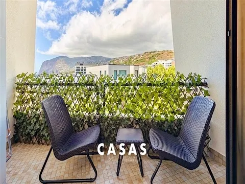 Apartamento (ARRENDAMENTO) com Vista Mar, Funchal | Varanda Privada e Estacionamento Gratuito