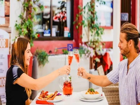 Business Opportunity: Successful Restaurant & 6 B&B Suites In A Prime Location of Ferragudo