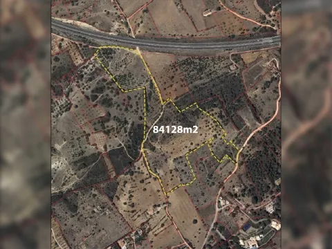 EXCLUSIVE! Expansive Land Near Porches with Ruins and Stunning Mountain Views