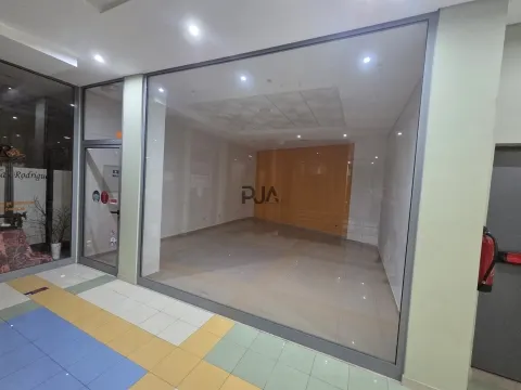 Loja para arrendar em Tondela