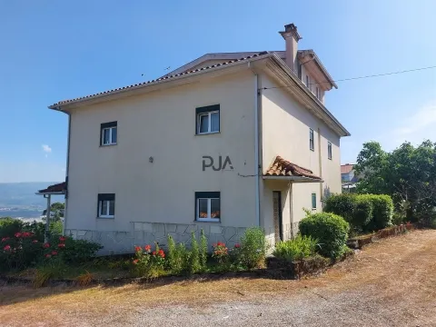 Maison isolée 4 Chambre(s)