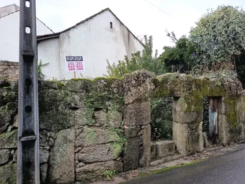Moradia para Recuperar em Treixedo, Santa Comba Dão