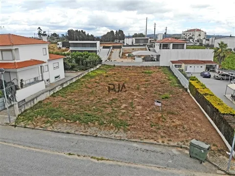 Terrain à bâtir