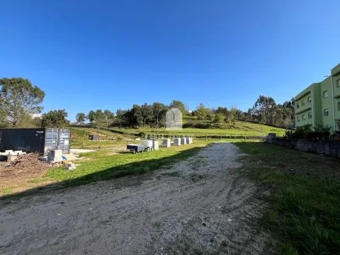 Terreno 4.790m² com Projeto Aprovado em Pedroso – Vila Nova de Gaia