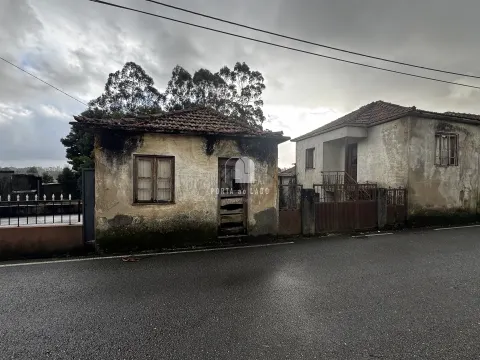 Moradia para Restauro em Argoncilhe | Oportunidade de Investimento em Santa Maria da Feira