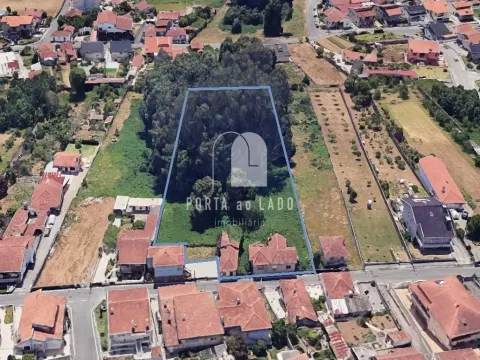 Moradias para Restauro com Terreno em Argoncilhe - Santa Maria da Feira | 6.988m²