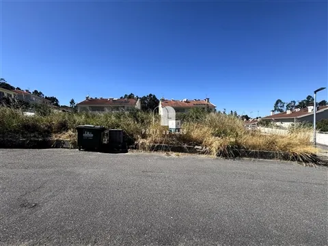 Terrain pour construction de maison à Pedroso | 556m²