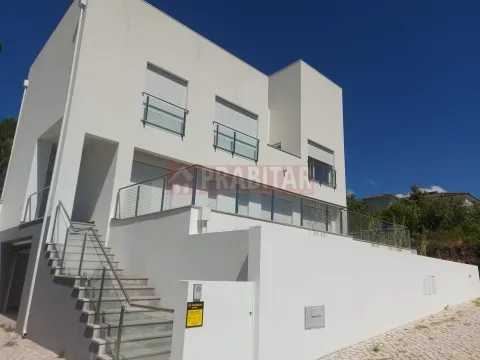 Casa Indipendente 5 Vani +1