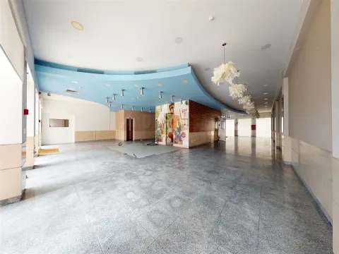 LOJAS PARA RESTAURAÇÃO NA BAIXA DE COIMBRA - JUNTO À LODA DO CIDADÃO