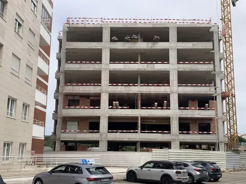 Apartamento T3 Novo com Excelente Exposição Solar – Junto às Abadias, Figueira da Foz