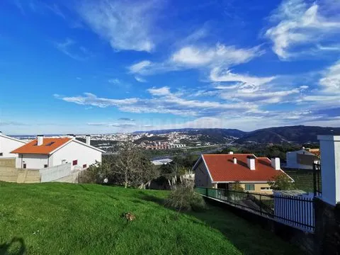 TERRENO PARA CONSTRUÇÃO DE MORADIA EM CASTELO VIEGAS