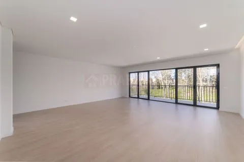 MORADIA T4 GEMINADA ÀS ABADIAS - FIGUEIRA DA FOZ