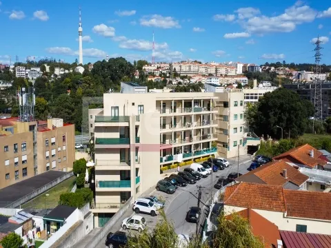 Apartamento T2 próximo a Santo Ovidio, Vila Nova de Gaia.