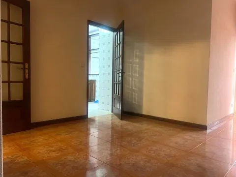 T3 + 1 no Centro de Matosinhos, com terraço e 2 lugares de garagem