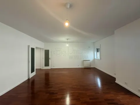 Apartamento de 3 habitaciones en alquiler en Guimarães