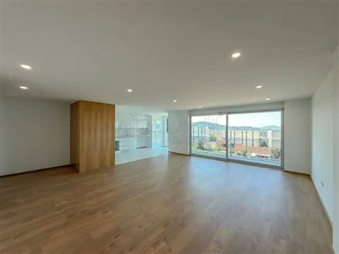 Apartamento de 2 habitaciones en alquiler en Guimarães