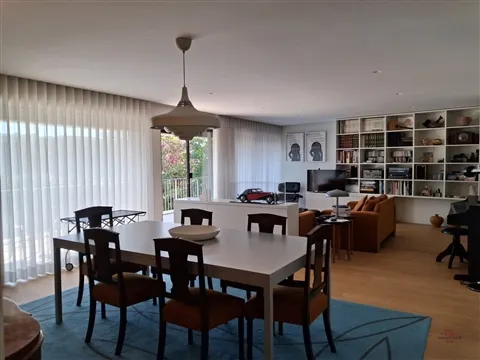 Casa T4 como nova