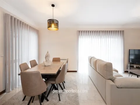 半独立式的房子 3个房间 +1