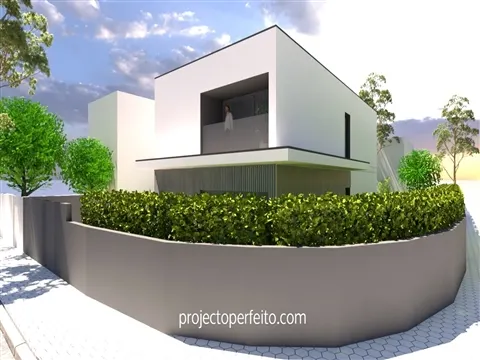 Terreno Urbano T3+1