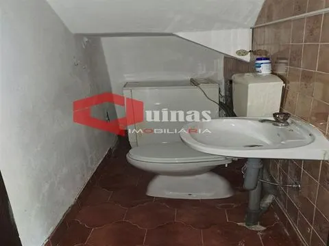 Arrendamento/Opção de Compra Moradia T2 mobilada, equipada, com garagem na Torre, Sabugal