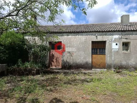 Quinta de 10580m2 para remodelar em Sortelha, Sabugal