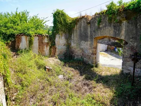 Ruína para Reconstrução em São Gregório 