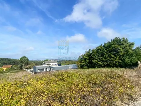 Plot with Approved Project for a Single-Storey Villa