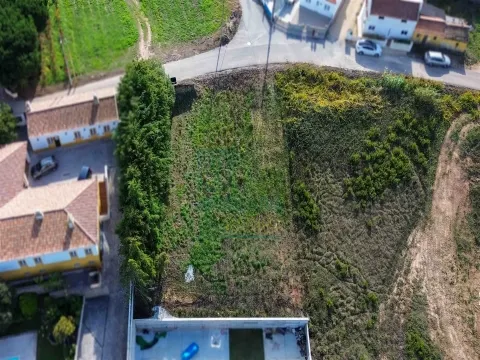 Plot with Approved Project for a Single-Storey Villa