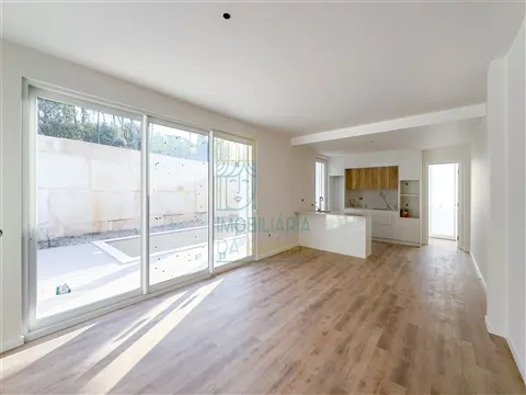 4-Bedroom Villa with Pool & Garage | Caldas da Rainha & Óbidos