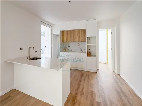 4-Bedroom Villa with Pool & Garage | Caldas da Rainha & Óbidos