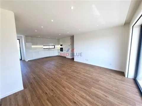 APARTAMENTO T3, A 400 METROS DA PRAIA, PÓVOA DE VARZIM