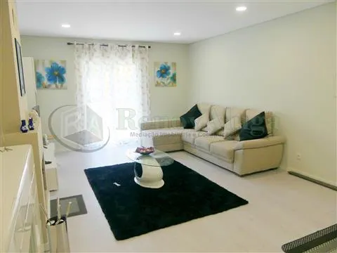 Moradia Geminada T3+1