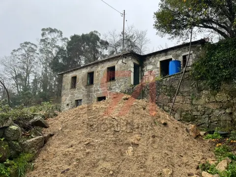 Moradia para Restaurar T2