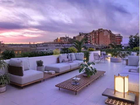 Penthouse T4 de Luxo em Matosinhos Sul com Terraços, Vista 360º e a 300m da Praia