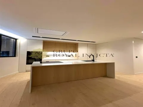 Wohnung 4 Schlafzimmer