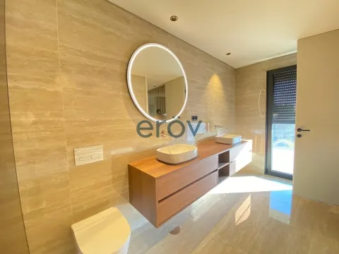 Moradia T4 de Luxo em Requião – Vila Nova de Famalicão